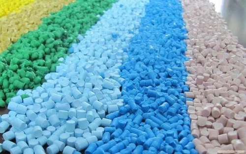 mais recente caso da empresa sobre Aplicação e procura de plásticos na indústria dos veículos elétricos